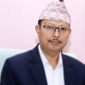 तुलसी बहादुर श्रेष्ठ