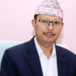 तुलसी बहादुर श्रेष्ठ